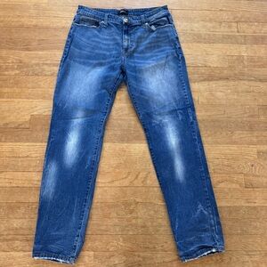 Nova Men medium wash straight leg jeans pants size 31x32
 b50